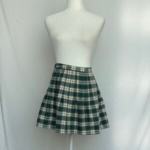 Urban Outfitters Green and White Plaid Skater Skirt
